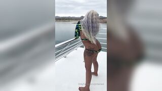 Booty Clapping: ♥️♥️ clap fail but still worth the post #2