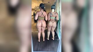 Booty Clapping: Double bubble #3