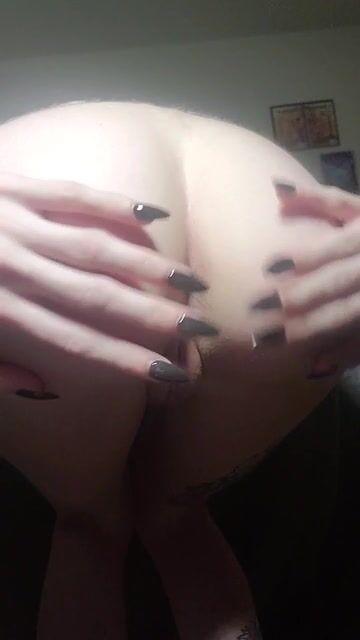 My asshole needs your cock