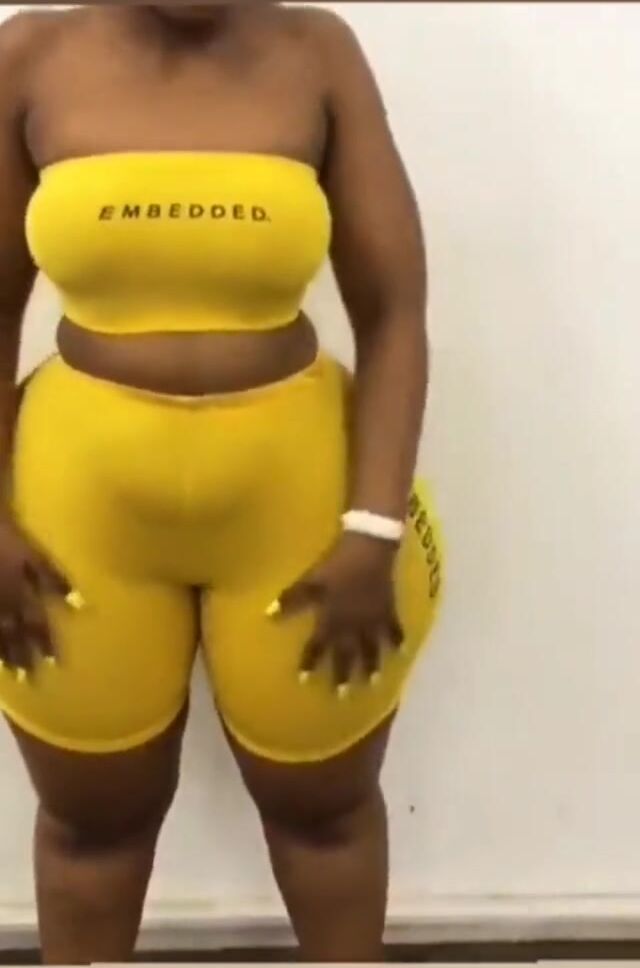 Ass so fat like the sun