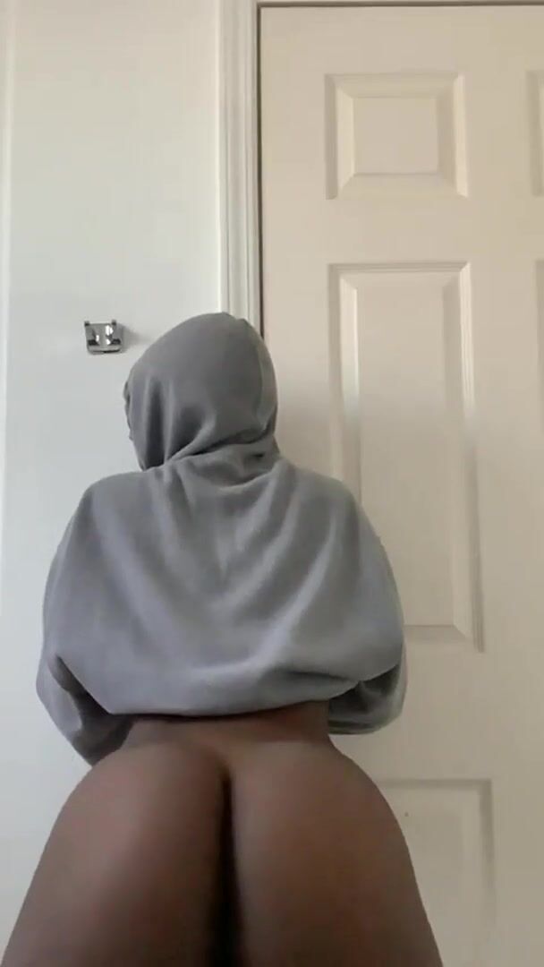 Like if you'd like to cum on my ass?
