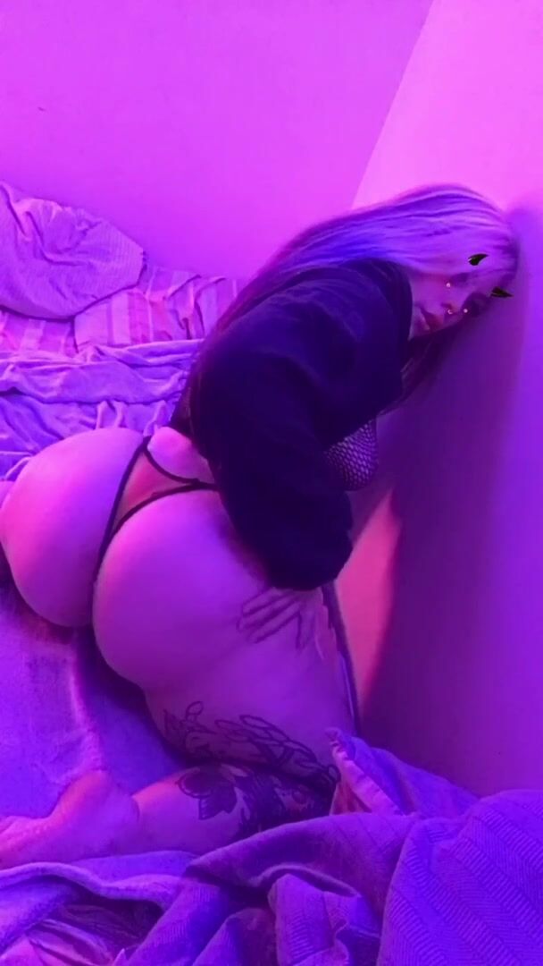 Can I ride your face bby?