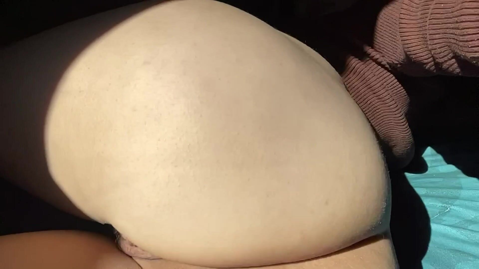 Wanna hit it from the side while I twerk on you like this baby?