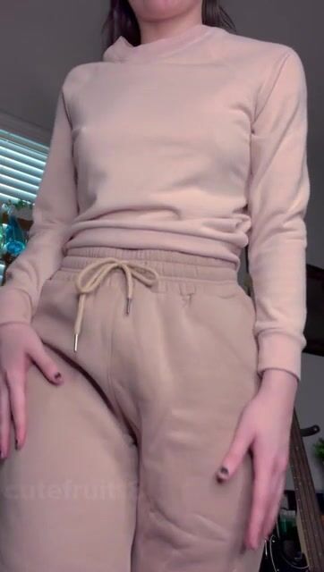 would you jerk off to my nudes if i sent you some?