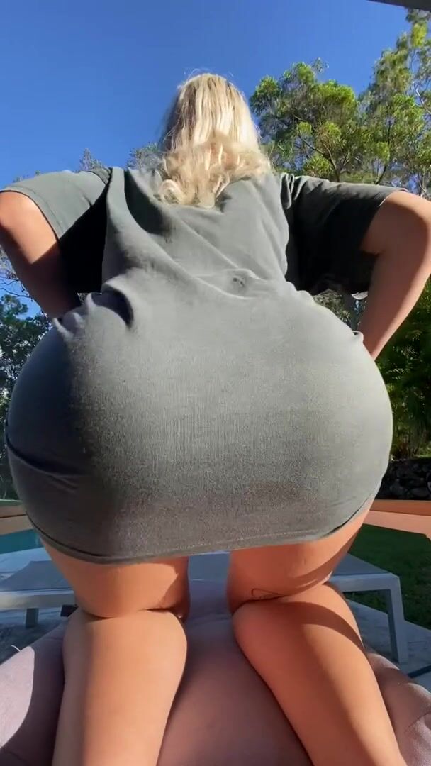 I’m offering my ass to you, will you accept it ?