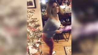 Ass: a present for you and cute wiggle too (@ashxschultz) #2