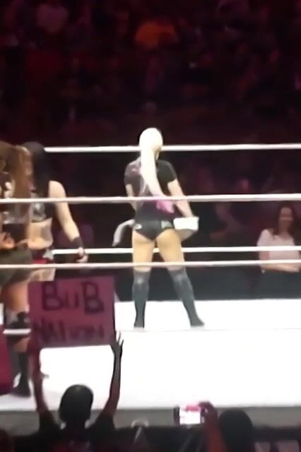 Alexa showing something more than her champ tittle (upscaled)
