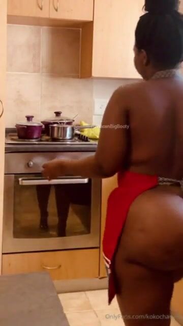 Legendary Booty1️⃣