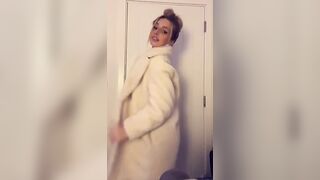 Would you like me to come to your work like this? ????