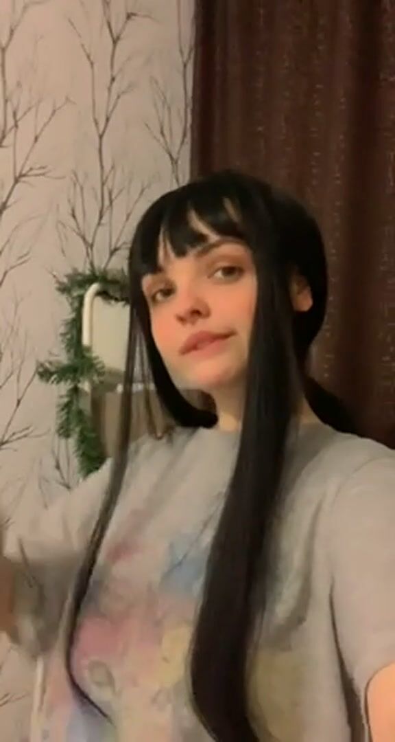 [st] do you think I’m sexy?