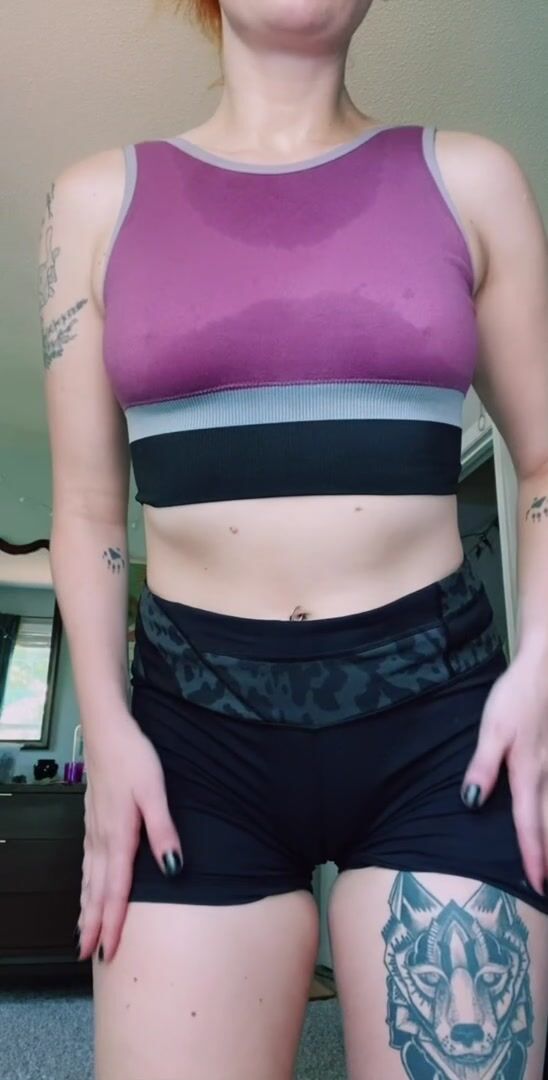 Peeling off my sweaty workout clothes. watch to the end for a big ass spread ;) [STBA]