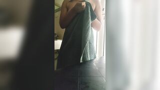 Small Tits and Big Ass: Towel drop for all you lovely folks, stay happy, stay horny ♥️♥️ #2