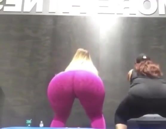 Leggings can’t handle that much ass