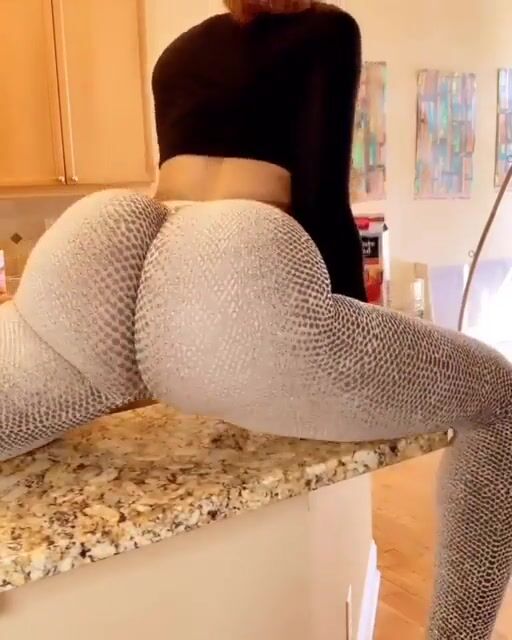 About time we had lovelynicocoa on here...