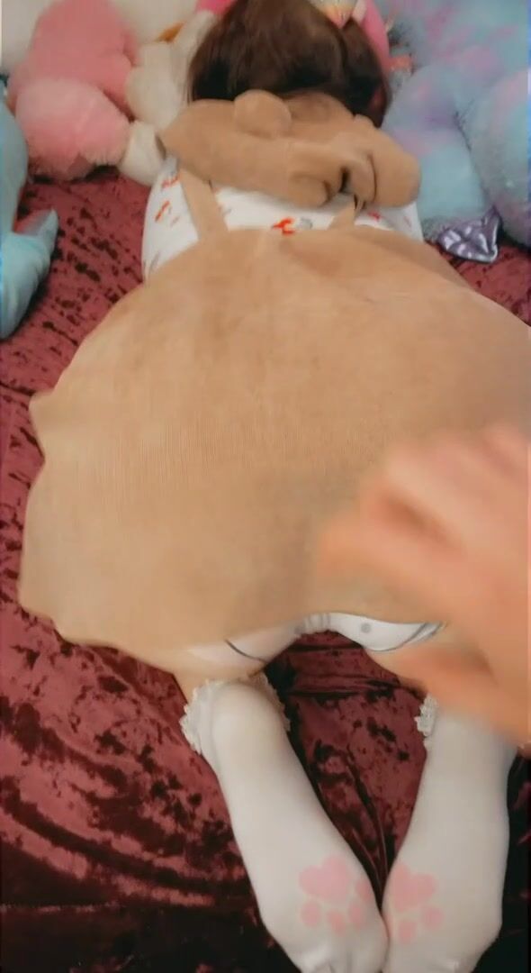 Do you like the little unicron panties on my PAWG ASS! 18 years old Abriebaby
