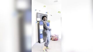 Booty Clapping: That ass be jumping jumping #2