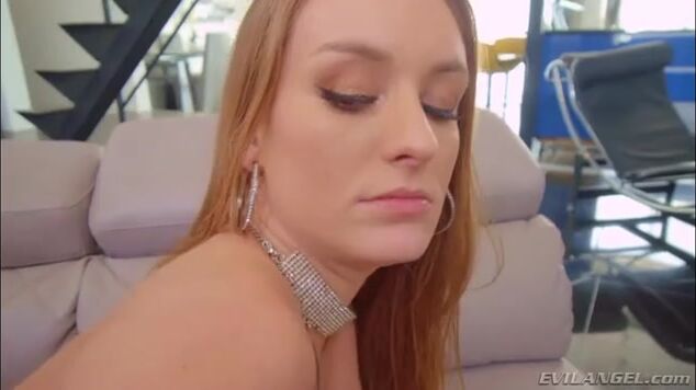 DAISY STONE HOT INTERRACIAL ANAL