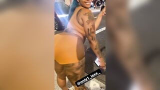 Elite Ass: Too thick not to pick up #1