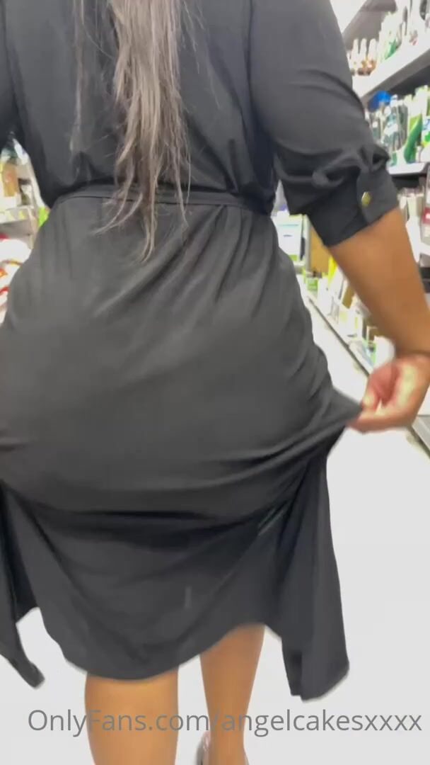 Gotta get you a girl that’s wit the shits….. anytime any place