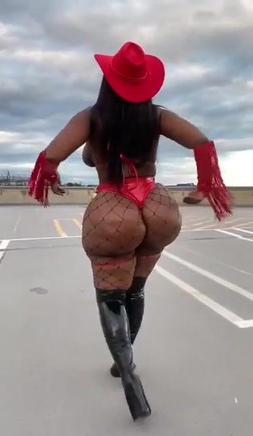 God Tier level ass!!!!