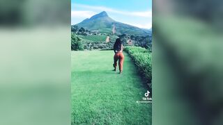 Butts: Mountainous ass #4