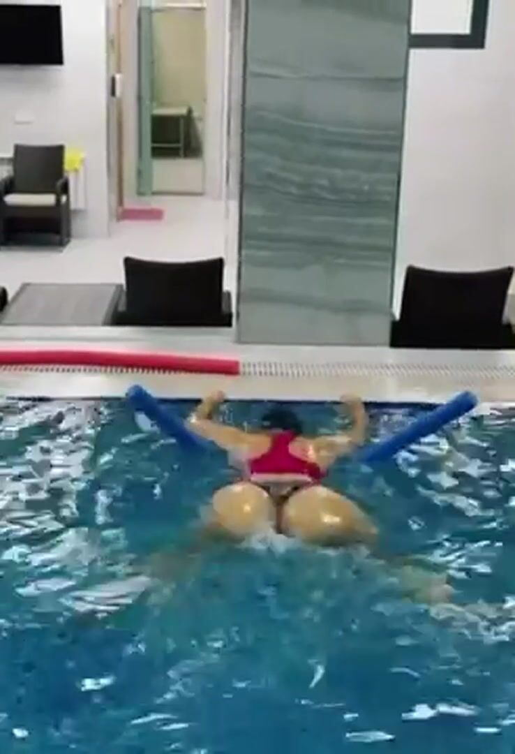 Fat butt in the pool