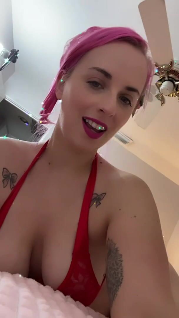 Will you worship this thick ass?