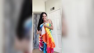 Did you know all that was under the towel… is it smashable