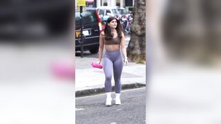 Fitness Butts: Livefitelle taking a walk #2