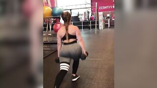 Fitness Butts: Big booty lunges 42 inch hips #2