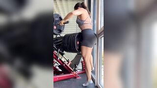 Fitness Butts: Micha Prinz squeezing her big ass into the leg press. #2