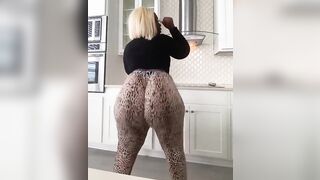 Booty Clapping: Fy3bottom #4