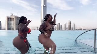 Fake Ass: Hanging out in dubai #3