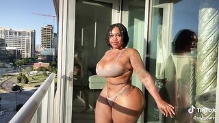 Big Donkey Booties: Is this real ? #4