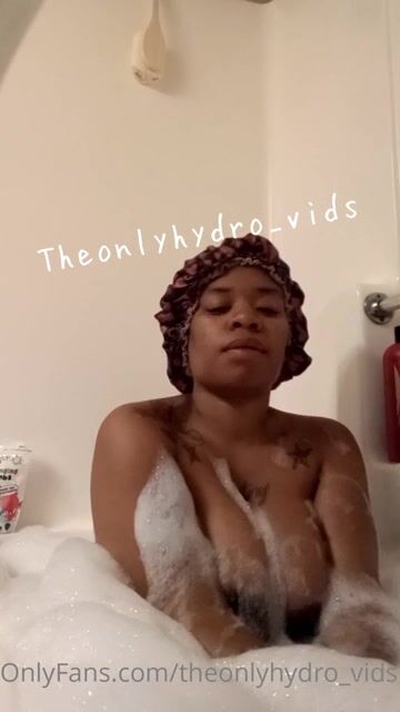 The scammer the legend TheOnlyHydro