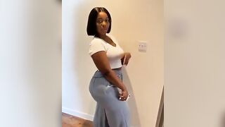 Big Donkey Booties: CAKE ♥️♥️ DOING THOSE PANTS JUSTICE #3