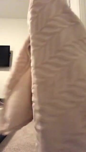 LaceyJ with them clappers