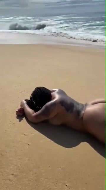 I just want to fuck her while she laying on her belly on the beach just like this