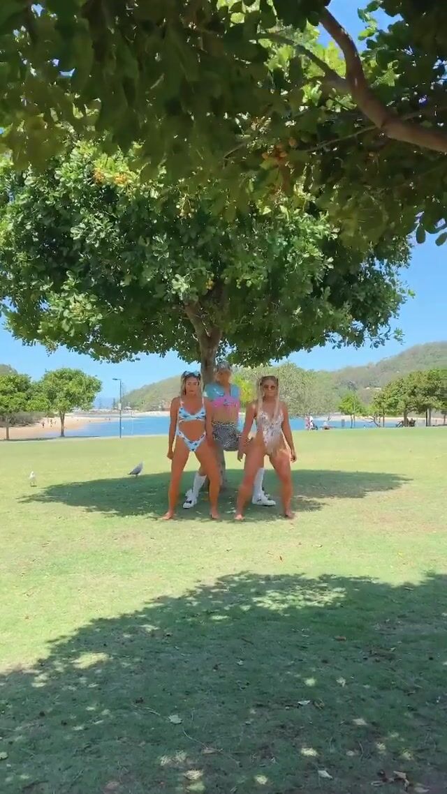 Australian model K****a I***y, early on this morning (11/03/2020)